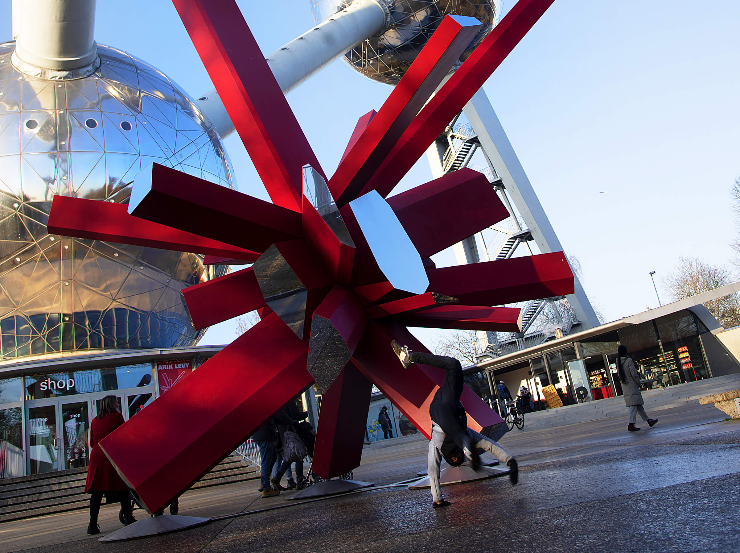 Tootbus Brussels Discovery Atomium