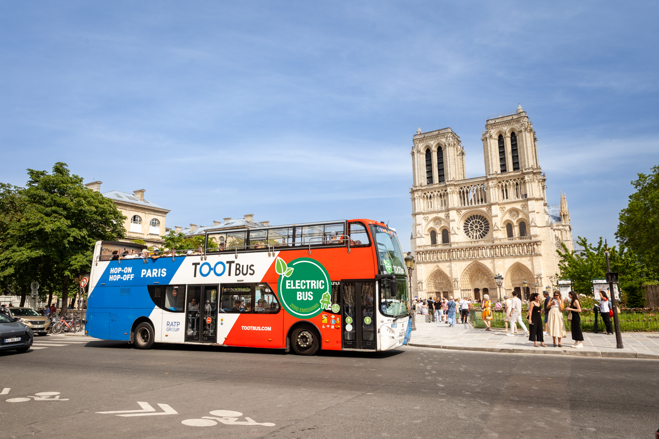 Notre dame bus