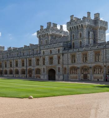 Tootbus_Windsor_Discovery_Castle